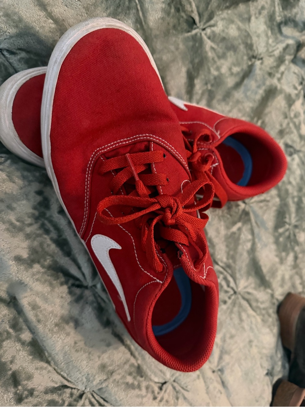 Nike Red Canvas Low-Top Sneakers with White Swoosh - Picture 2 of 4